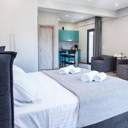 E Spacious Cornered Brand New Studio Apartment E Atena Exterior foto